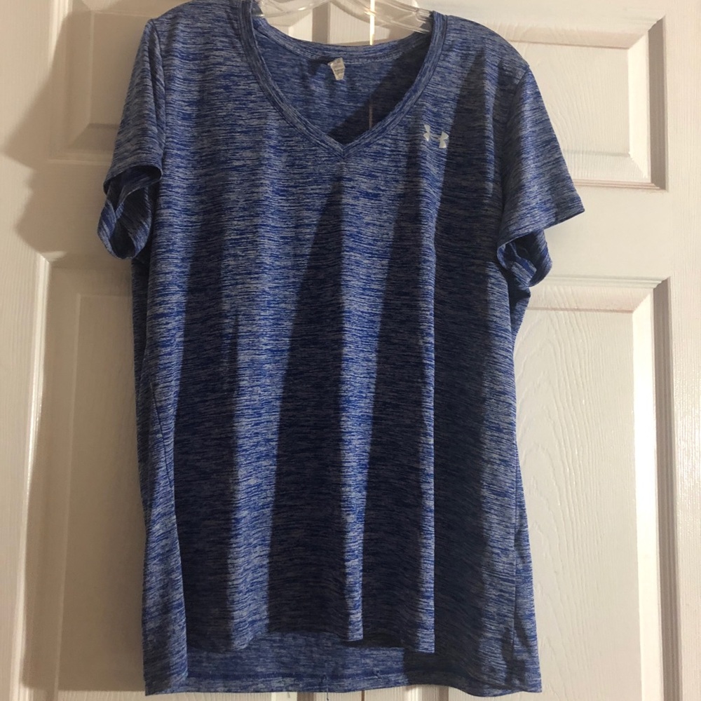 UNDER ARMOUR workout top!